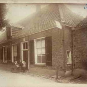 Dorpsstraat 42-50